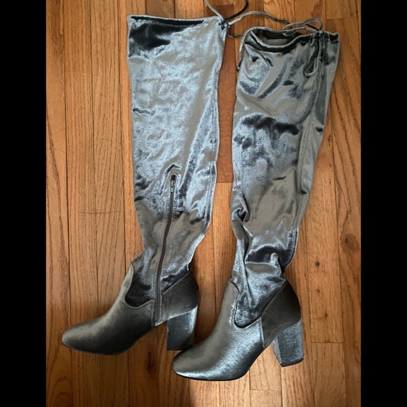 Thigh high boots - Picture 1 of 3